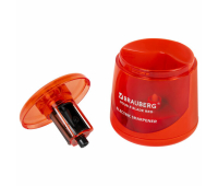 Точилка электрическая BRAUBERG DOUBLE BLADE RED, двойное лезвие, питание от 2 батареек АА, 271338